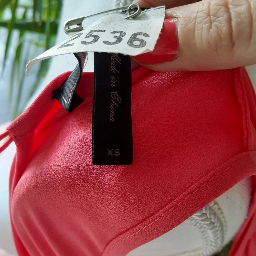 BCBGMaxazria Asymmetrical Sleeveless Top - Picture 6 of 7